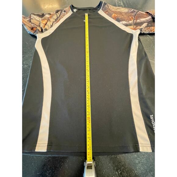 Legendary  Whitetails Camo L/S layering top Large Tall - Picture 9 of 10